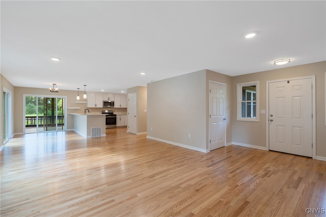 9374 Fenner Road Lysander, NY 13069 - Photo 6 of 50