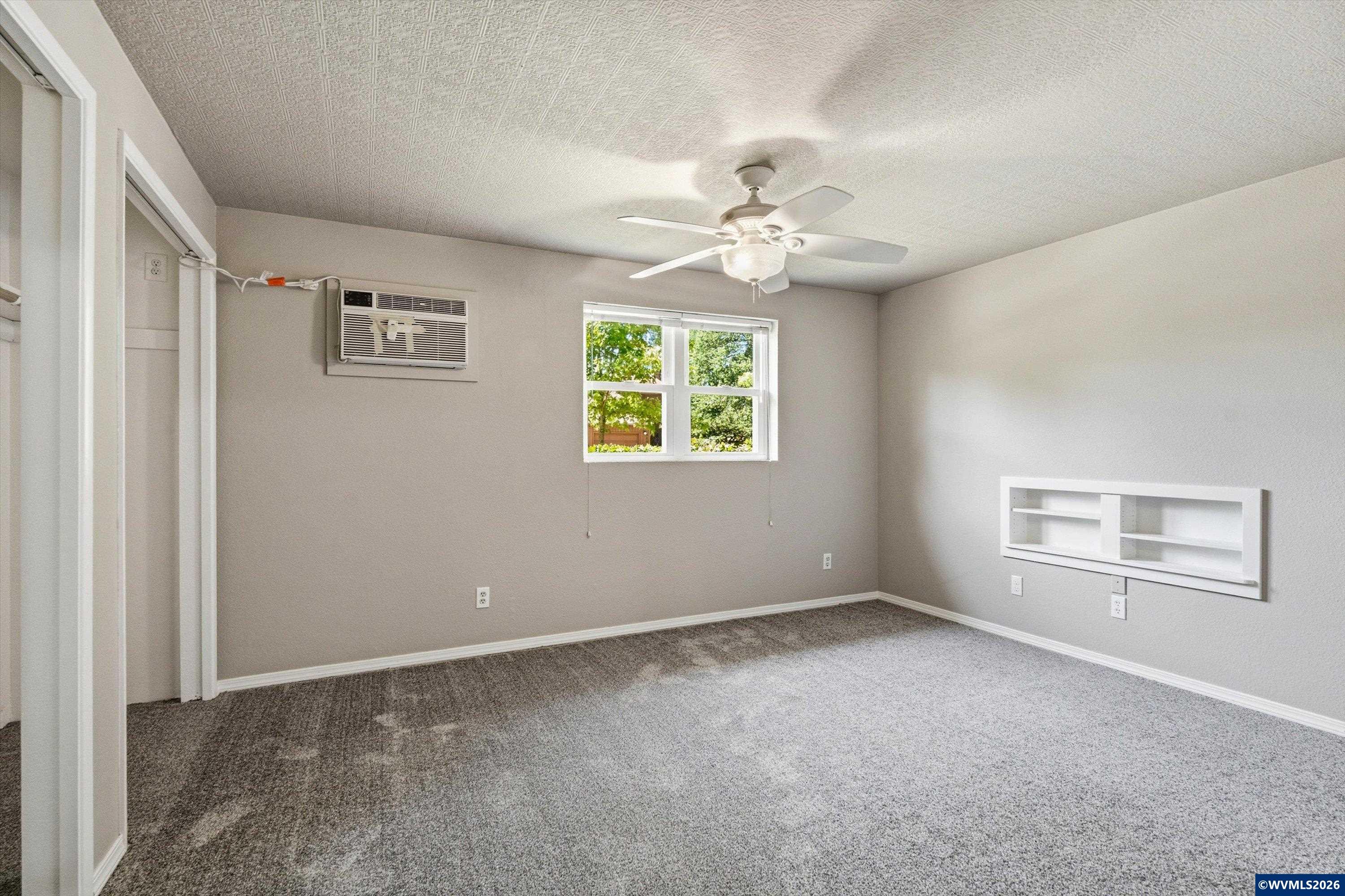 1719 Belmont Loop Southwest Albany, OR 97321 - Photo 11 of 40