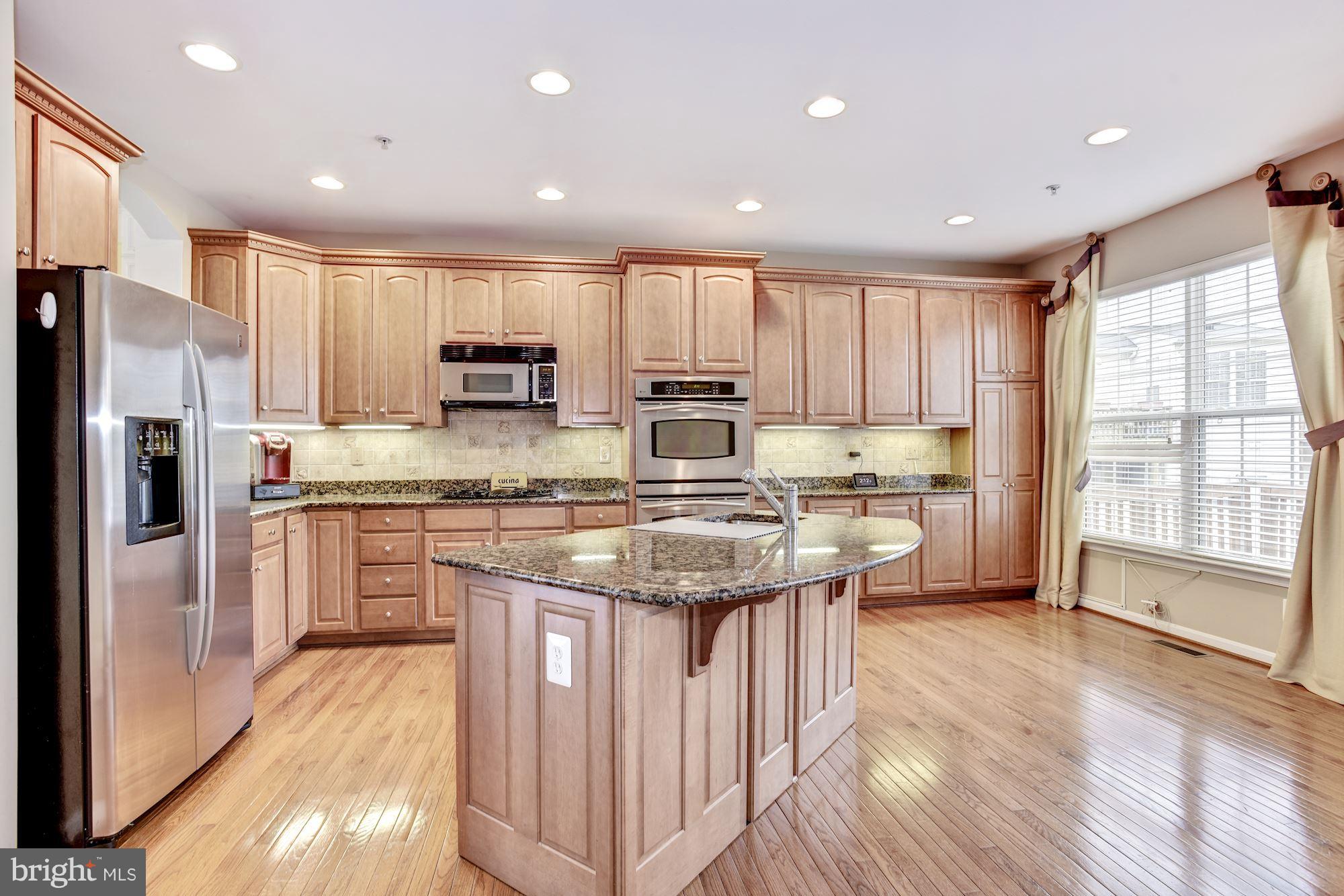 2310 Noblewood Road Edgewater, MD 21037 - Photo 6 of 30 Gourmet Kitchen