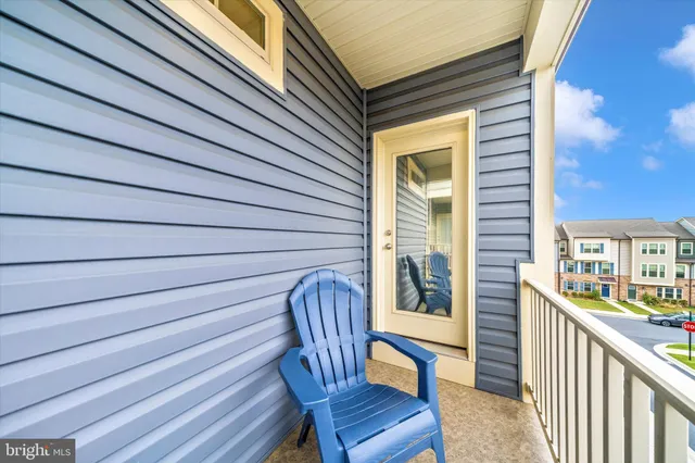 an empty room with closet area