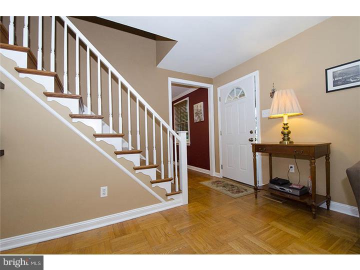 2216 Avon Road Ardmore, PA 19003 - Photo 9 of 23