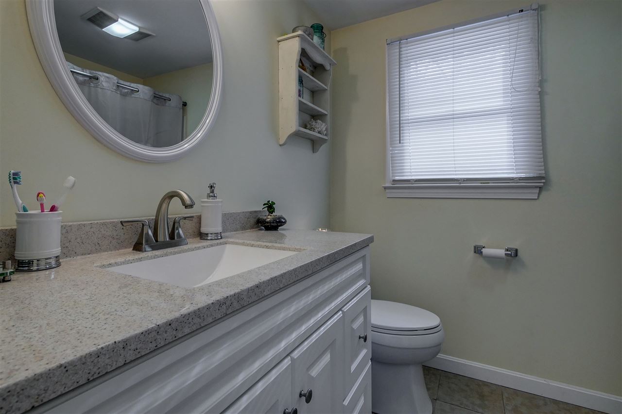 10 Jade Road Merrimack, NH 03054 - Photo 22 of 37