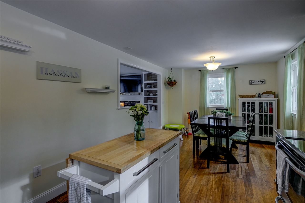 10 Jade Road Merrimack, NH 03054 - Photo 5 of 37