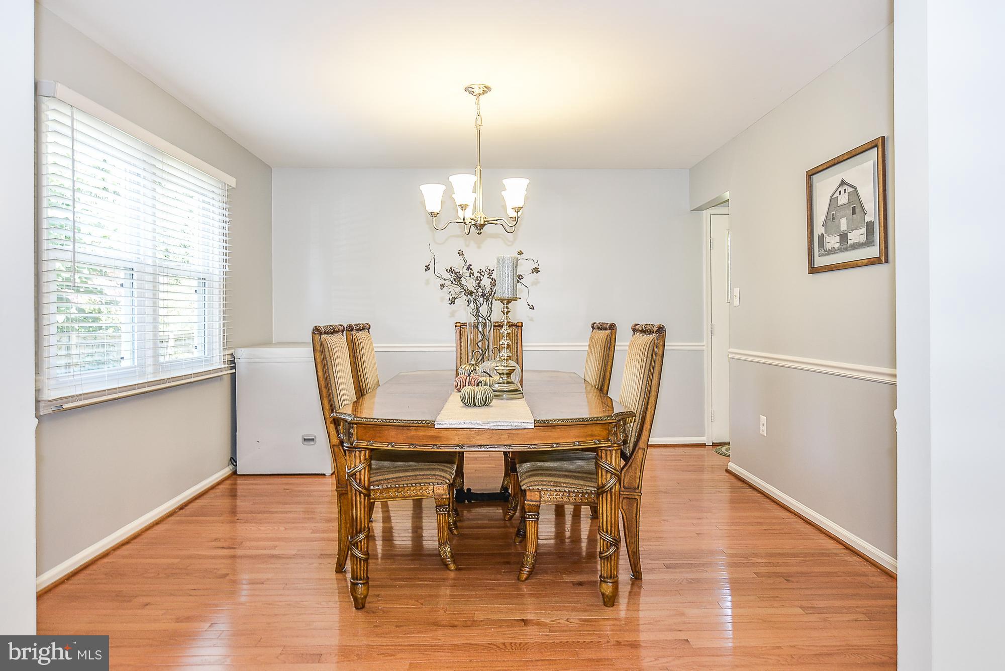 7124 Hamor Lane Springfield, VA 22153 - Photo 8 of 30 Dining Room