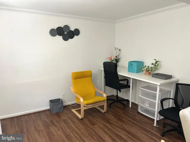 $2,300 | 704 B Trescott Place, Mount Laurel, NJ 08054