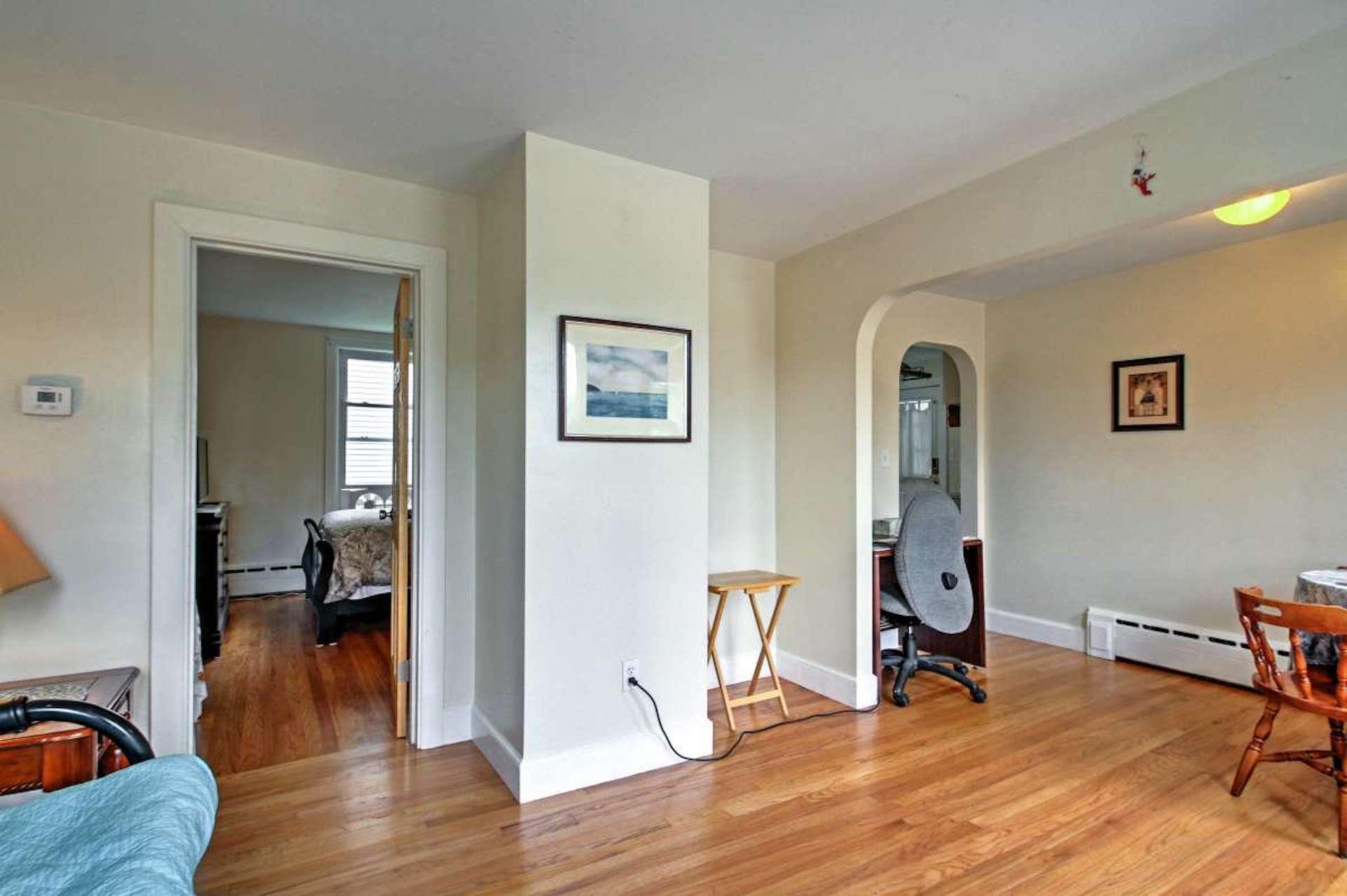 387 Bridgton Road Westbrook, ME 04092 - Photo 10 of 26 AirBNB #2