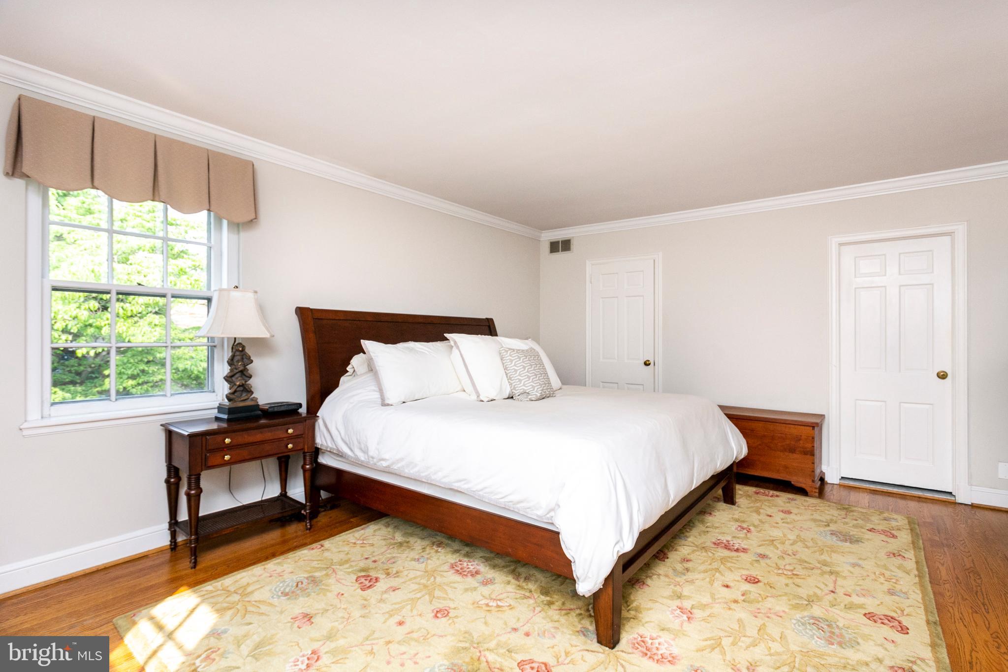 60 West Hampton Road Philadelphia, PA 19118 - Photo 11 of 23