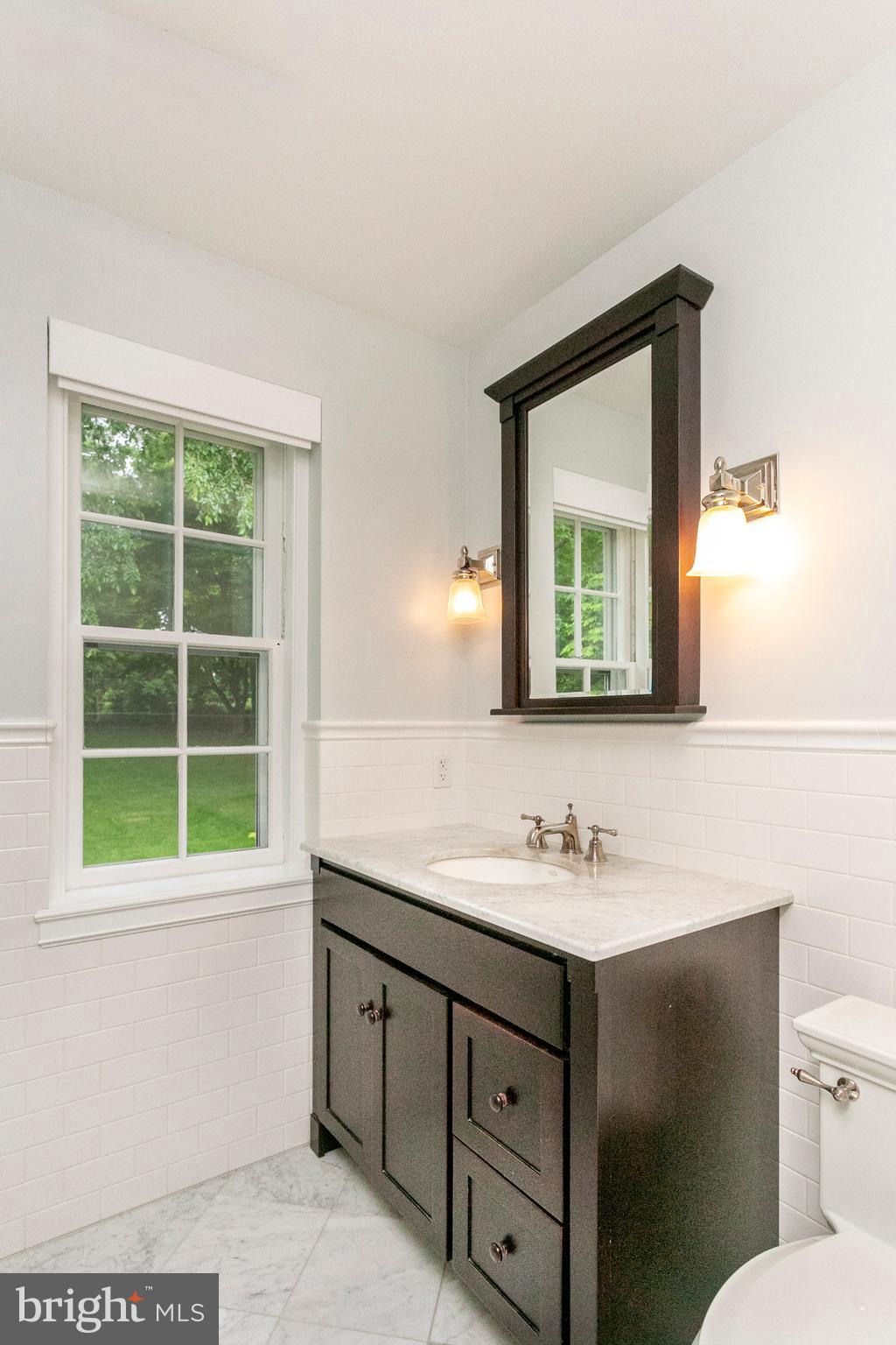60 West Hampton Road Philadelphia, PA 19118 - Photo 13 of 23
