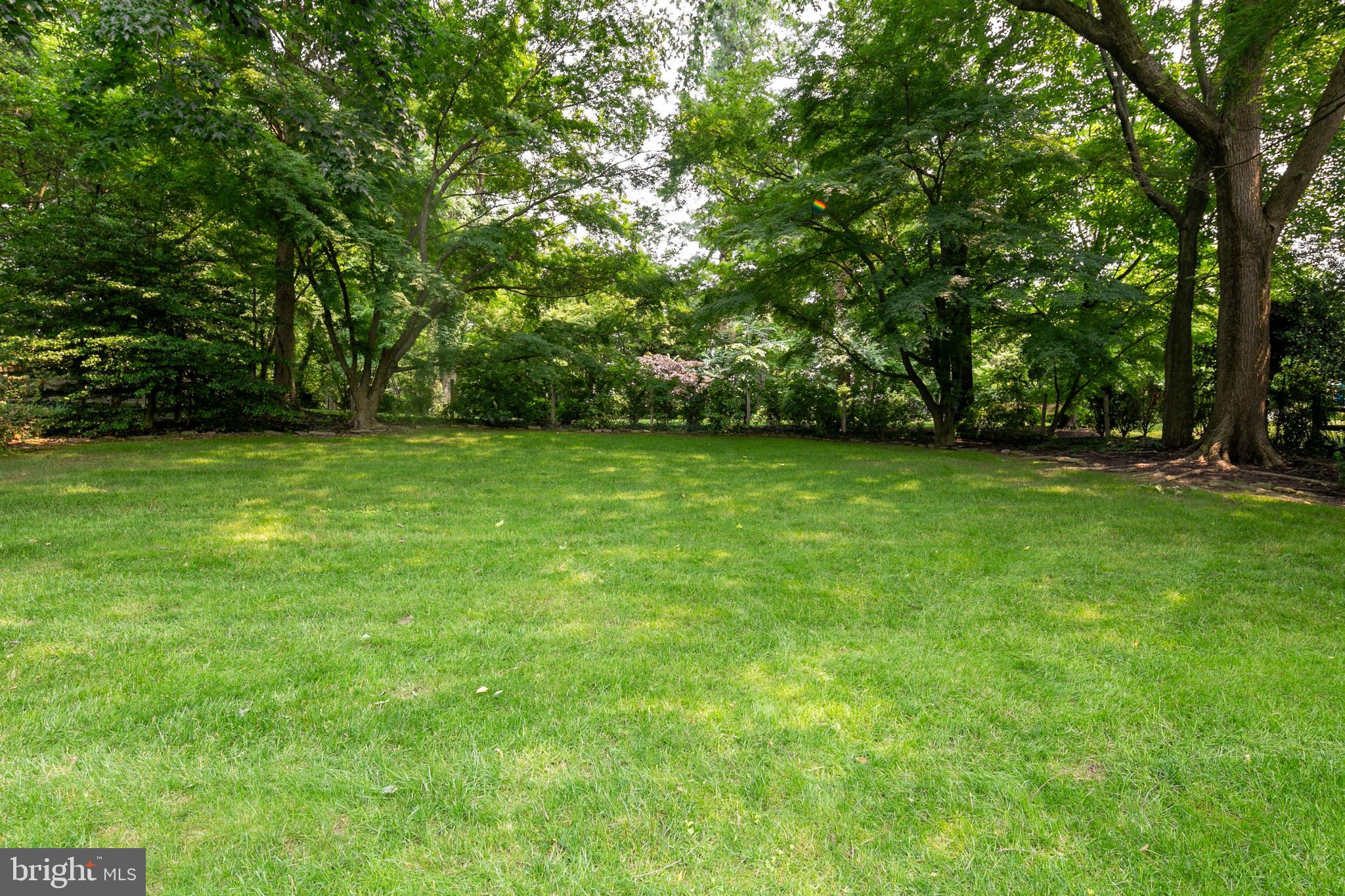 60 West Hampton Road Philadelphia, PA 19118 - Photo 22 of 23