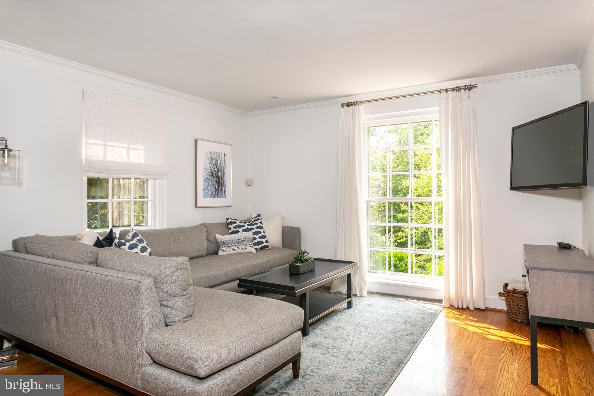 60 West Hampton Road Philadelphia, PA 19118 - Photo 9 of 23