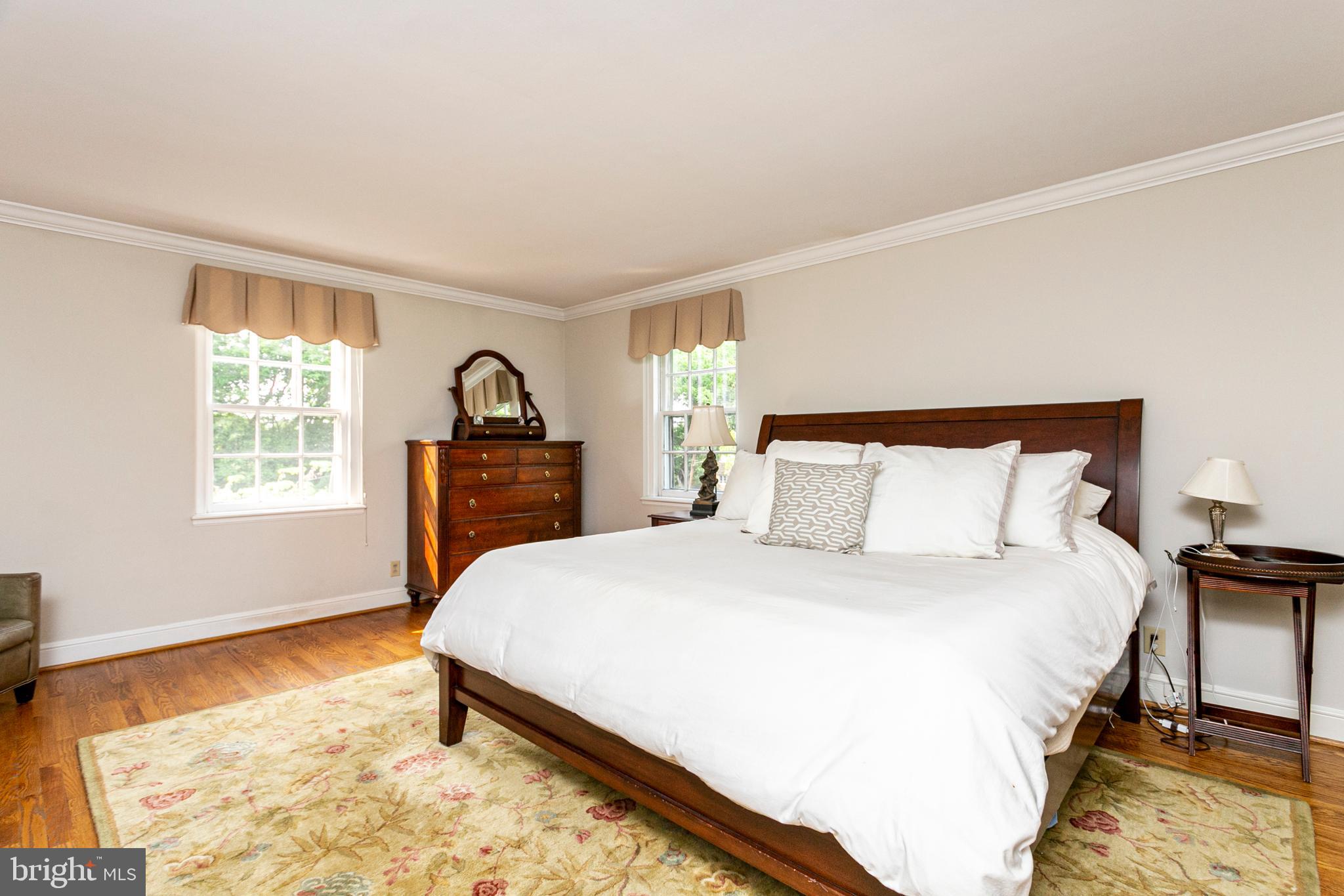 60 West Hampton Road Philadelphia, PA 19118 - Photo 10 of 23