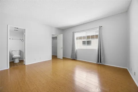 $484,900 | 8927 Cedros Avenue, Unit 8, Panorama City, CA 91402