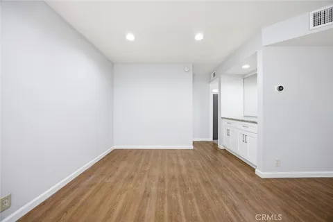 $484,900 | 8927 Cedros Avenue, Unit 8, Panorama City, CA 91402