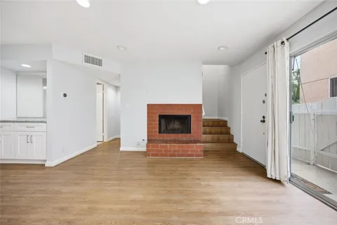 $484,900 | 8927 Cedros Avenue, Unit 8, Panorama City, CA 91402