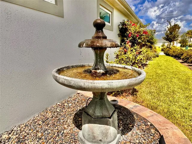 $541,900 | 736 River Oaks Circle, The Villages, FL 34762