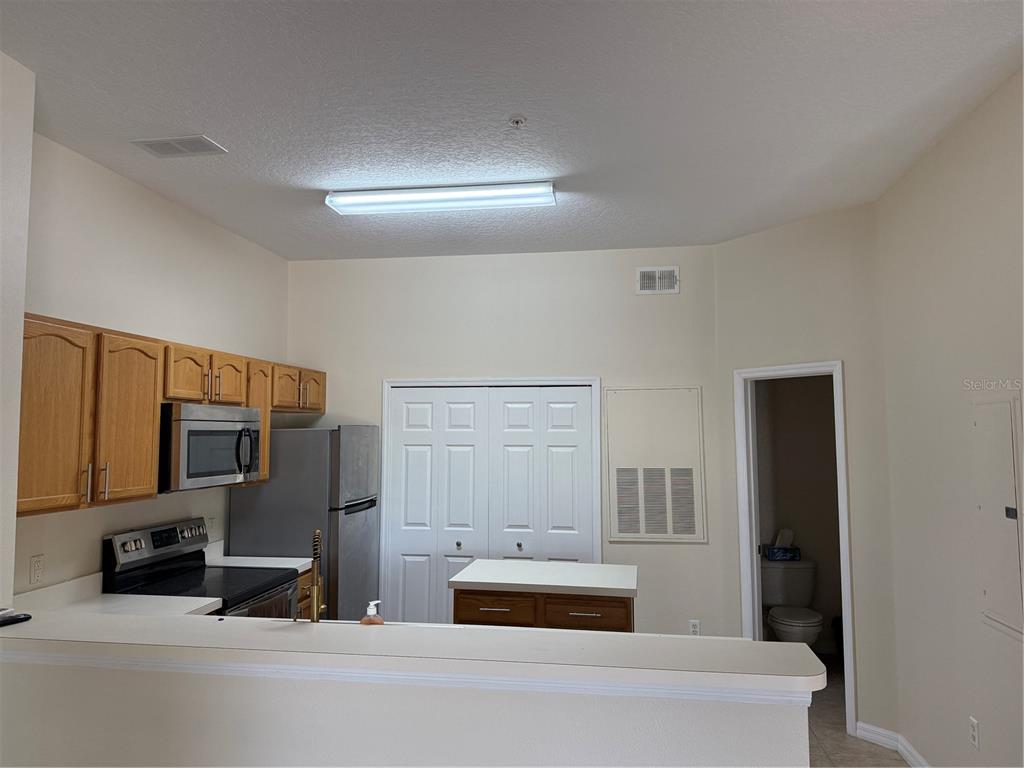 970 North Spring Garden Avenue, Unit 311 DeLand, FL 32720 - Photo 7 of 16