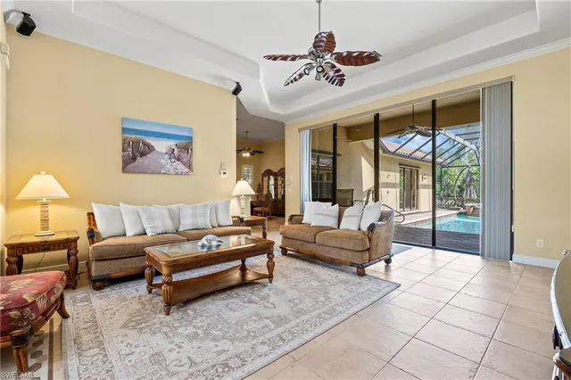 $15,000 | 975 Tivoli Court, Naples, FL 34104