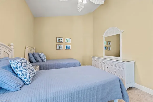 $15,000 | 975 Tivoli Court, Naples, FL 34104