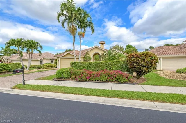 $15,000 | 975 Tivoli Court, Naples, FL 34104