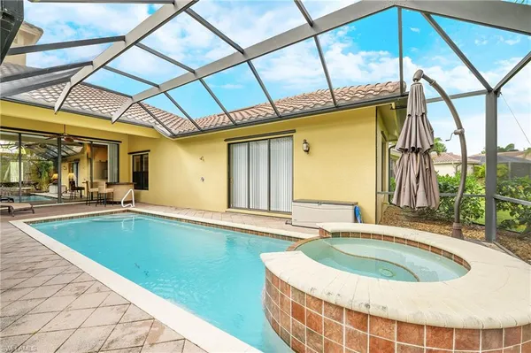 $15,000 | 975 Tivoli Court, Naples, FL 34104