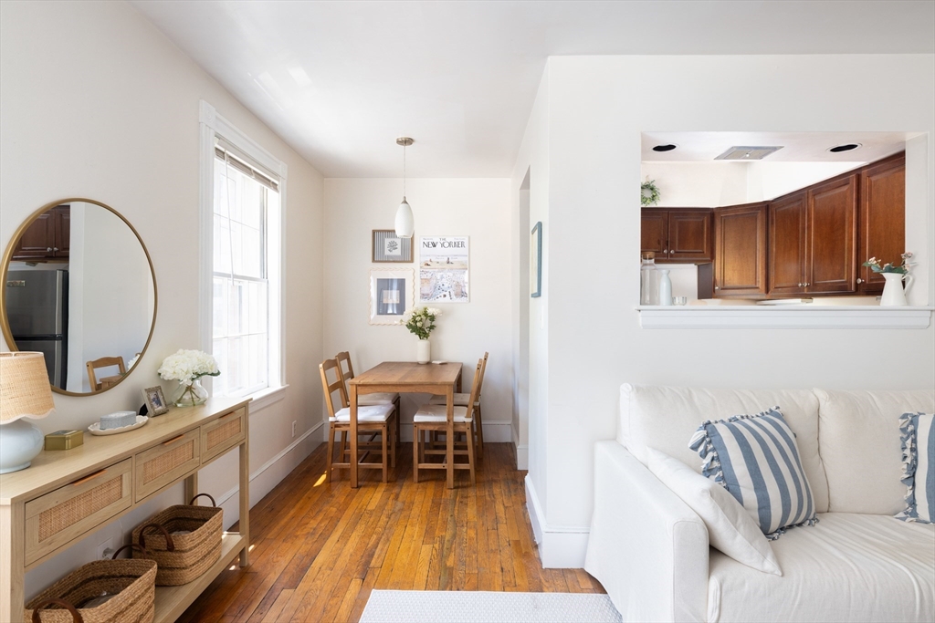 2 Derne Street Boston, MA 02114 - Photo 6 of 26