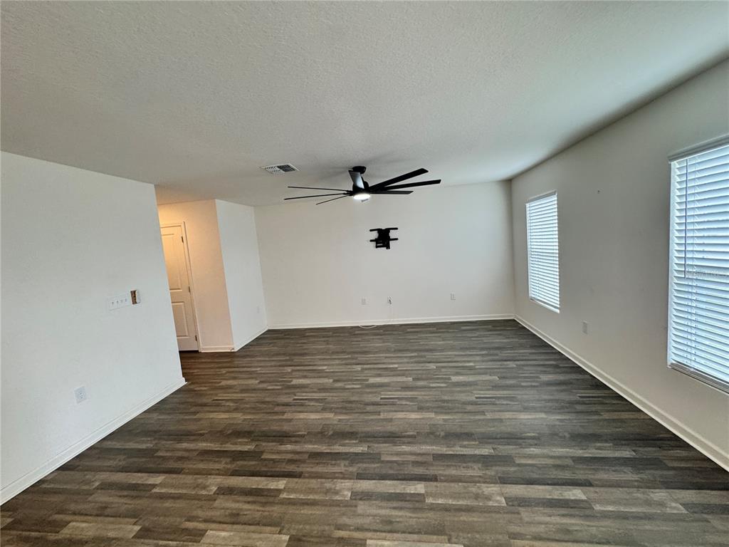 2110 Kansas Road Sumterville, FL 33585 - Photo 6 of 15 Gallery Image 6