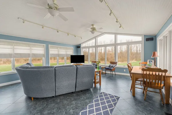 $665,000 | 1200 James B Young Road, Galva, IL 61434