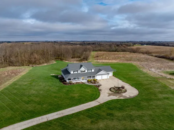 $665,000 | 1200 James B Young Road, Galva, IL 61434