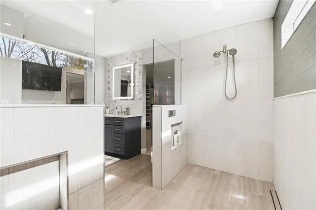 $925,000 | 1873 Queens Way, Atlanta, GA 30341