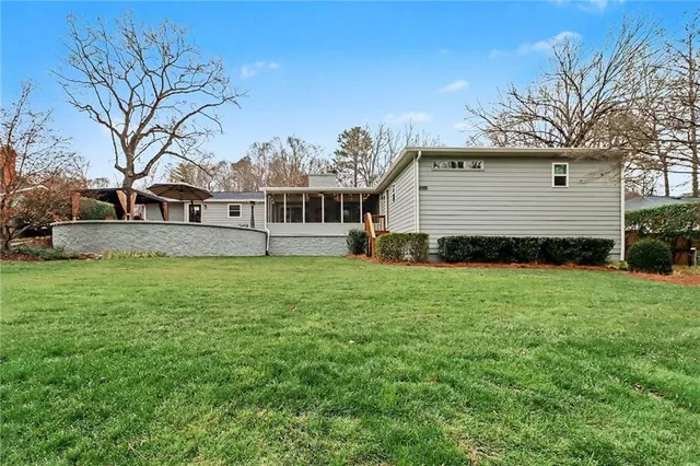 $925,000 | 1873 Queens Way, Atlanta, GA 30341