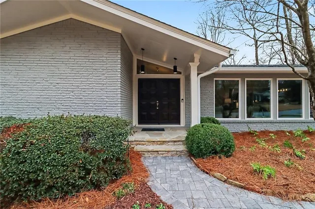 $925,000 | 1873 Queens Way, Atlanta, GA 30341