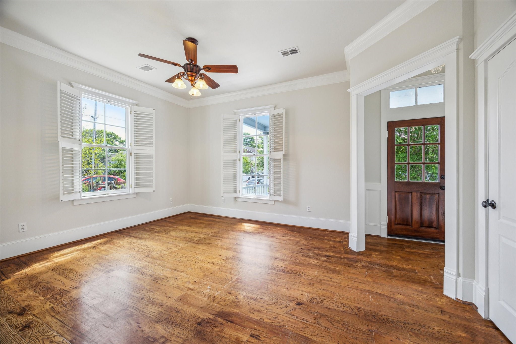 806 Sabine Street Houston, TX 77007 - Photo 6 of 20