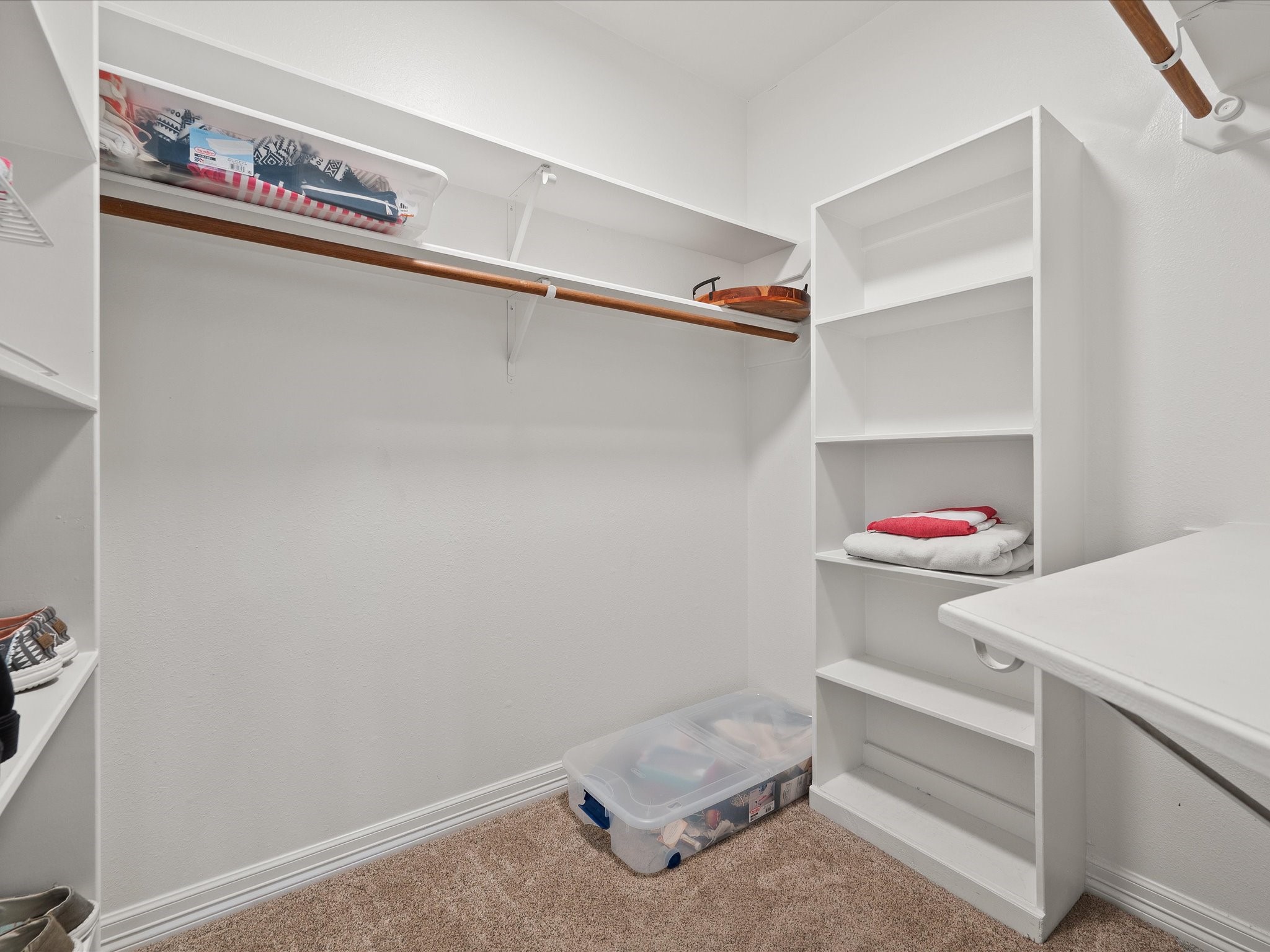 2906 Penninsula Point Montgomery, TX 77356 - Photo 22 of 48 Luxurious oversized closet with built in drawers and shelves make the perfect space!