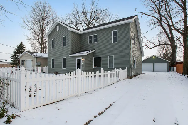 $259,000 | 604 Orchard Street, Dowagiac, MI 49047