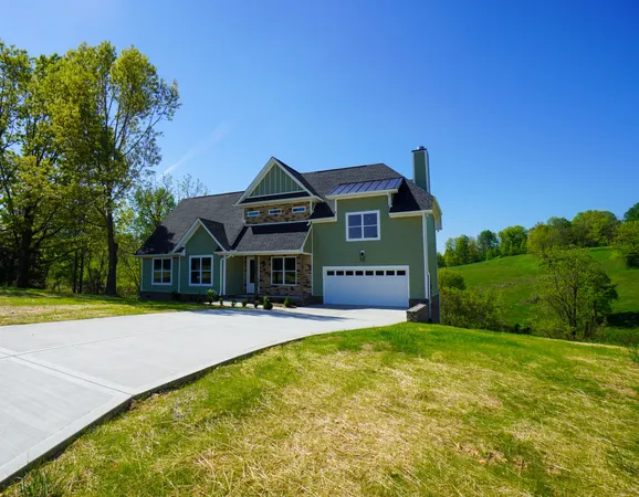 $449,000 | 3035 Wixtown Road, Westmoreland, TN 37186
