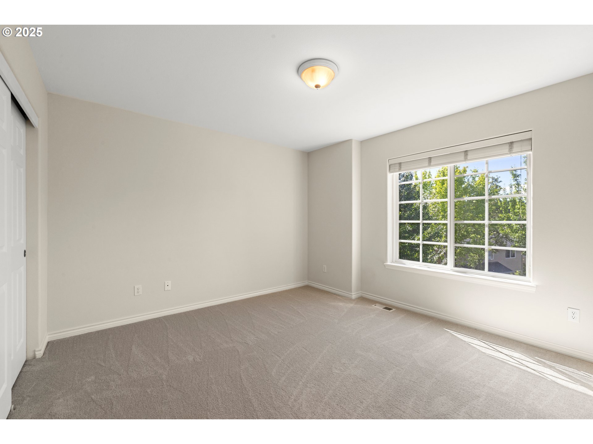 4556 Northwest Oakpoint Way Portland, OR 97229 - Photo 22 of 37