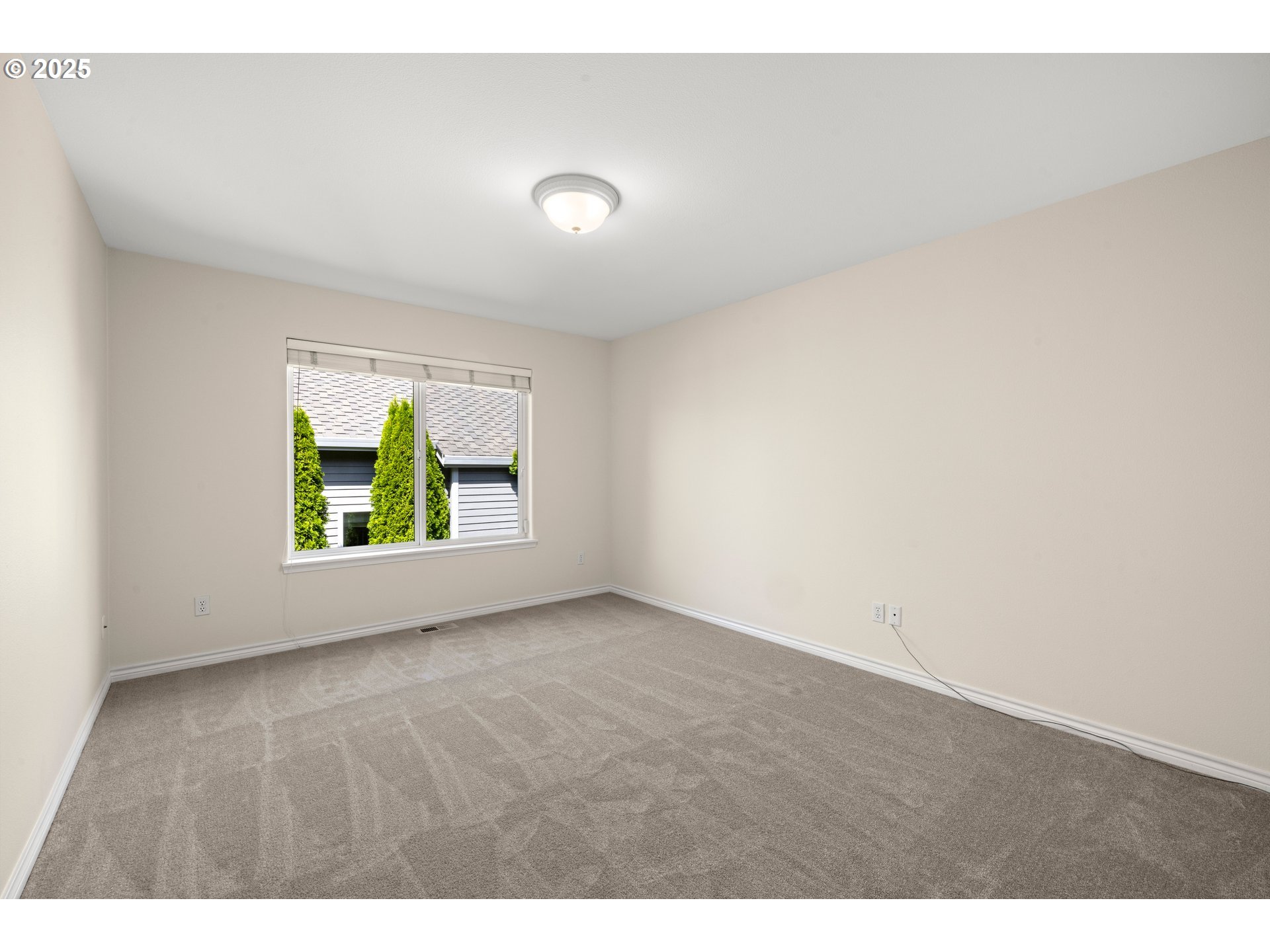 4556 Northwest Oakpoint Way Portland, OR 97229 - Photo 23 of 37