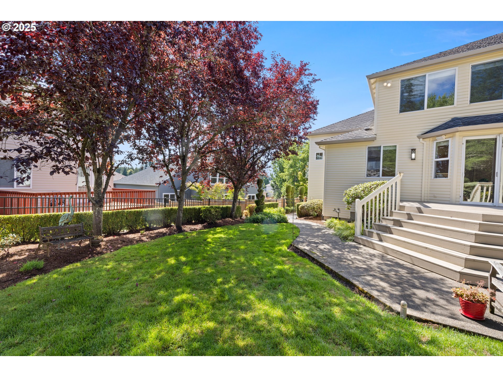 4556 Northwest Oakpoint Way Portland, OR 97229 - Photo 31 of 37