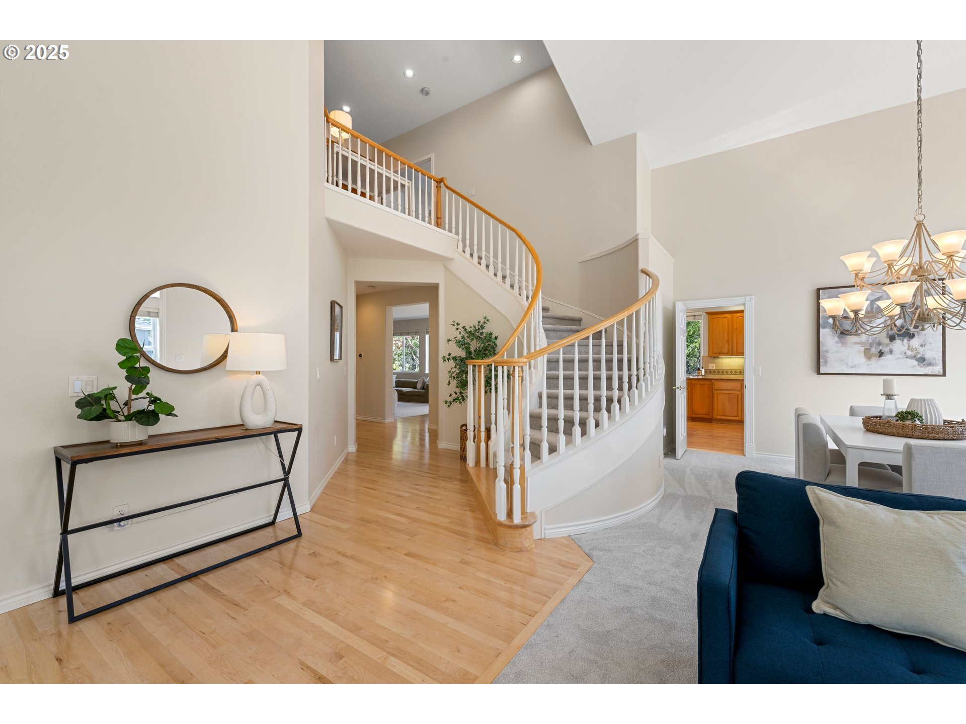 4556 Northwest Oakpoint Way Portland, OR 97229 - Photo 7 of 37