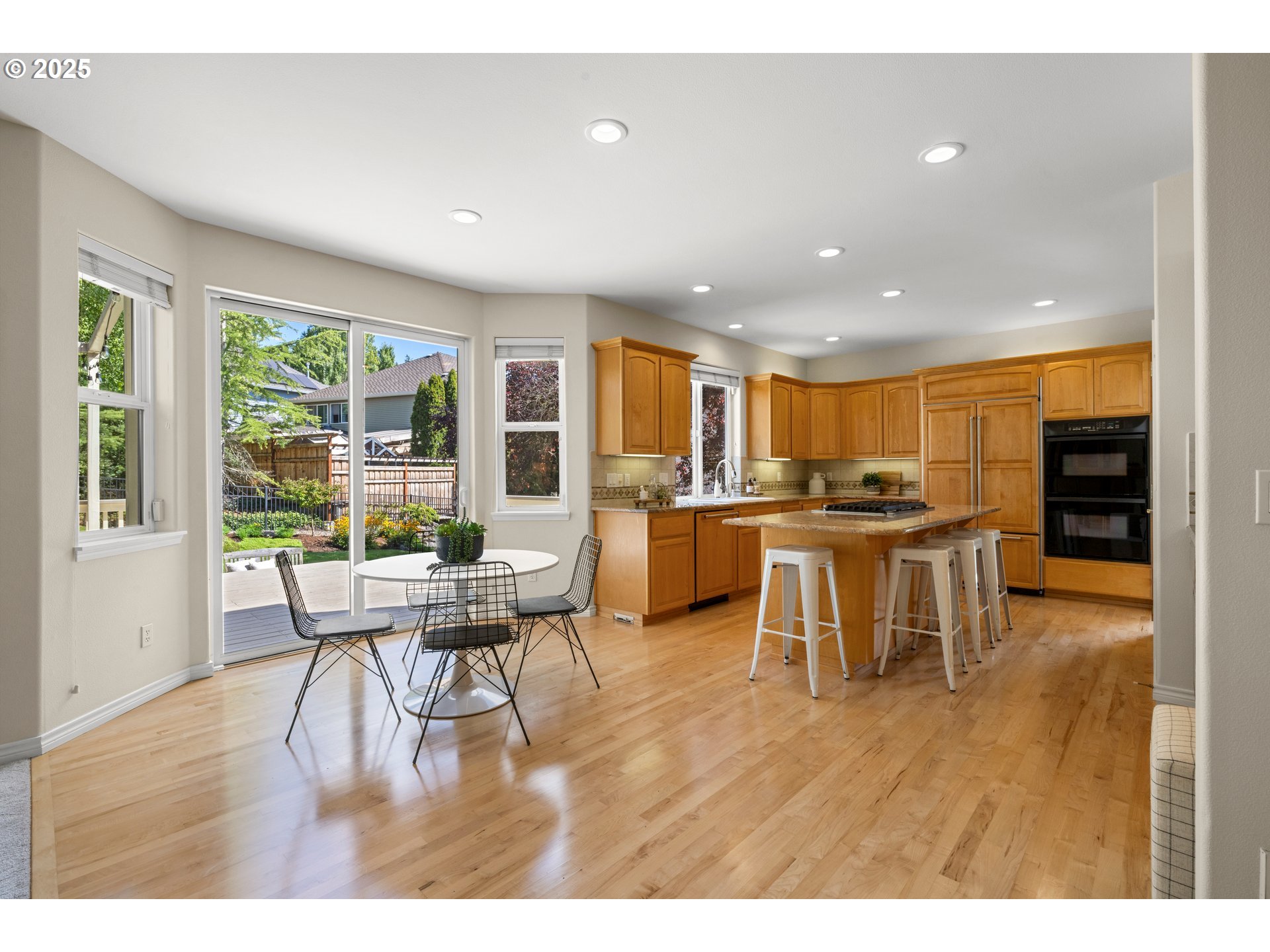 4556 Northwest Oakpoint Way Portland, OR 97229 - Photo 8 of 37