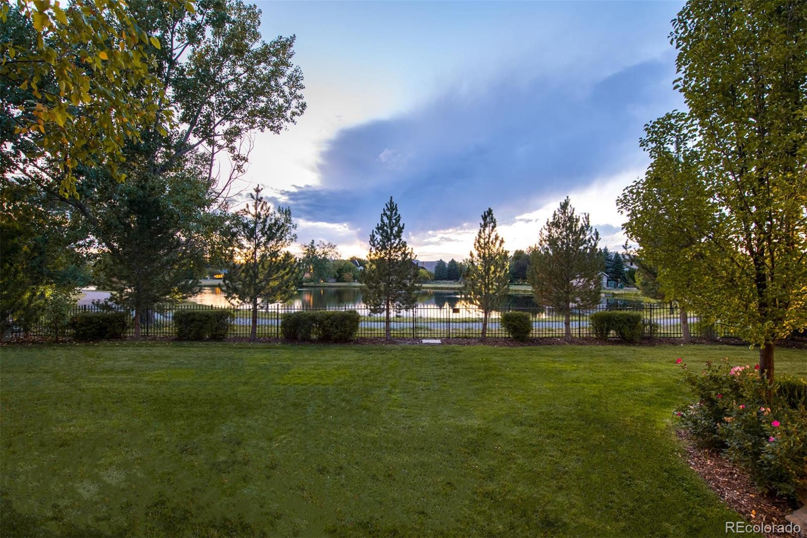 3 Sandy Lake Road Englewood, CO 80113 - Photo 31 of 35 a view of a park with large trees