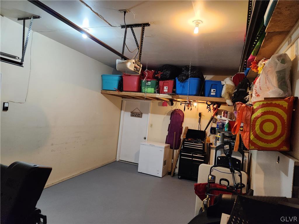 322 Chestnut Street Slatington, PA 18080 - Photo 11 of 50 Garage