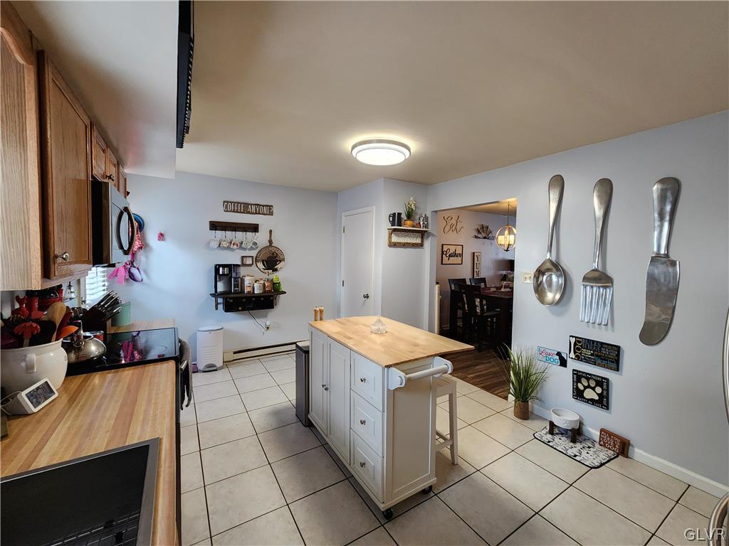 322 Chestnut Street Slatington, PA 18080 - Photo 16 of 50 Kitchen