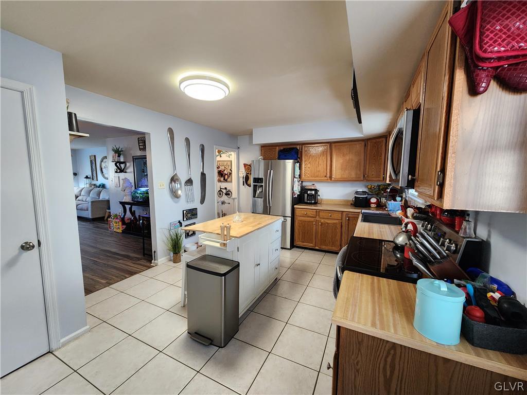 322 Chestnut Street Slatington, PA 18080 - Photo 17 of 50 Kitchen