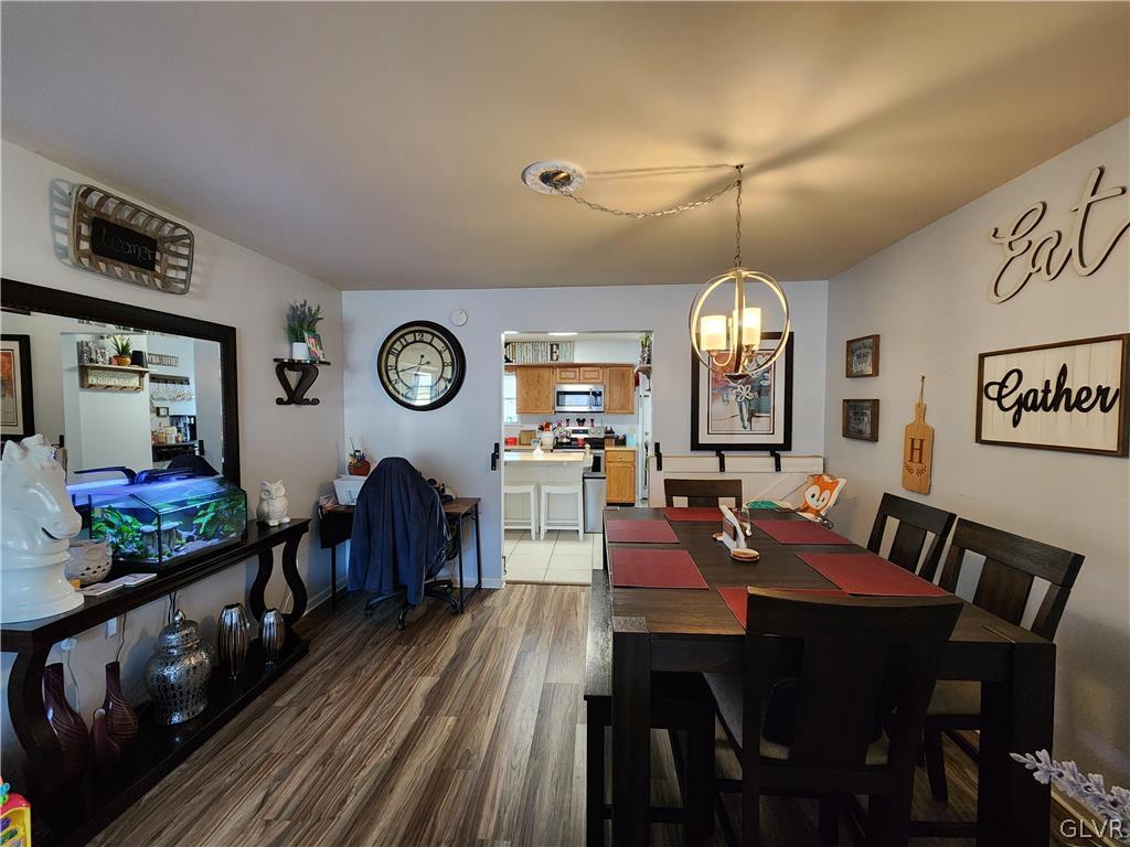 322 Chestnut Street Slatington, PA 18080 - Photo 22 of 50 Dining room