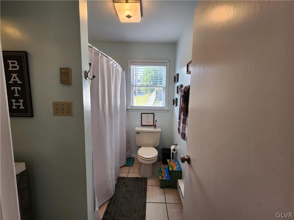 322 Chestnut Street Slatington, PA 18080 - Photo 30 of 50 Full Bath