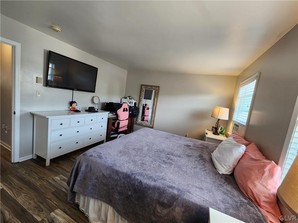 322 Chestnut Street Slatington, PA 18080 - Photo 41 of 50 Primary Bedroom