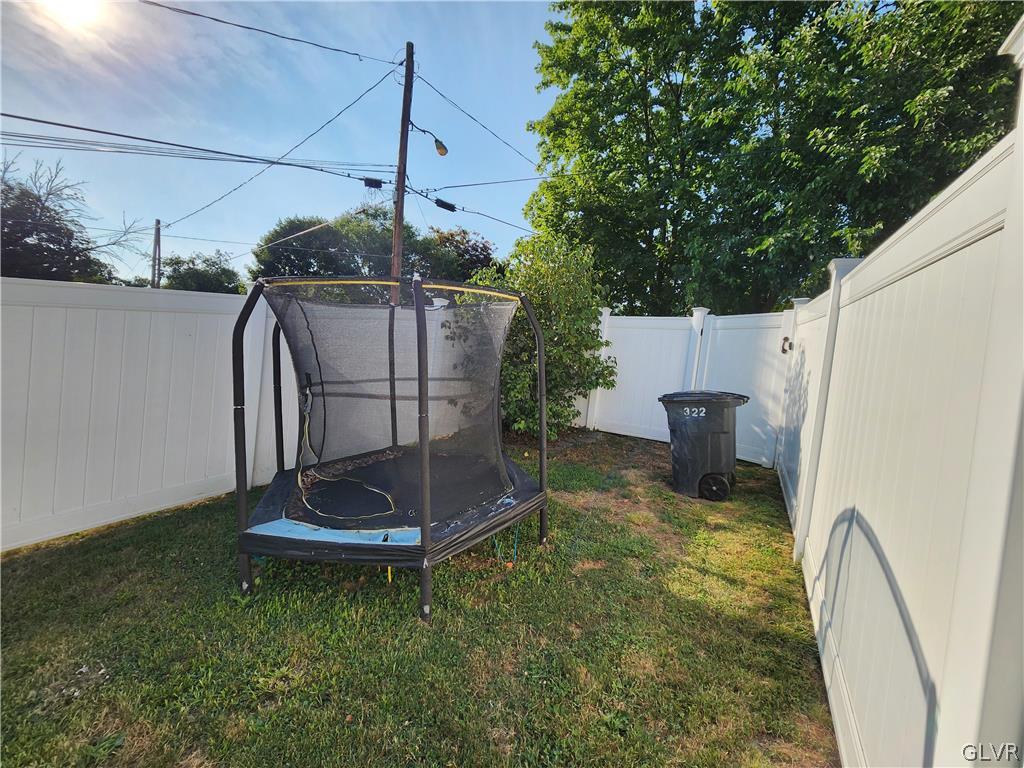 322 Chestnut Street Slatington, PA 18080 - Photo 48 of 50 Backyard