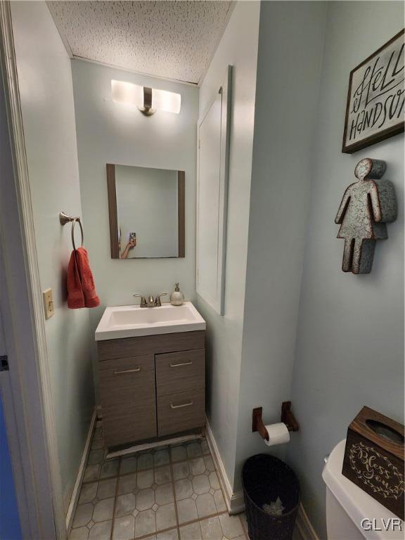 322 Chestnut Street Slatington, PA 18080 - Photo 8 of 50 Half bath