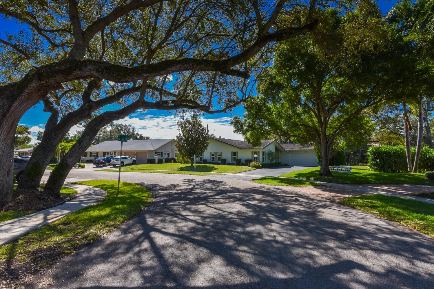 1050 Southwest 1st Street Boca Raton, FL 33486 - Photo 2 of 50 1050 SW 1st Street Boca Raton-large-001-